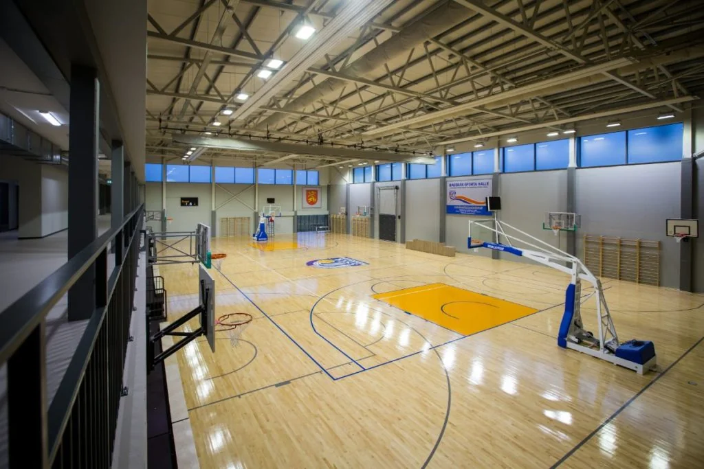 Administratīvā korpusa - sporta spēļu halles rekonstrukcija, Pilskalna iela 26, Bauska