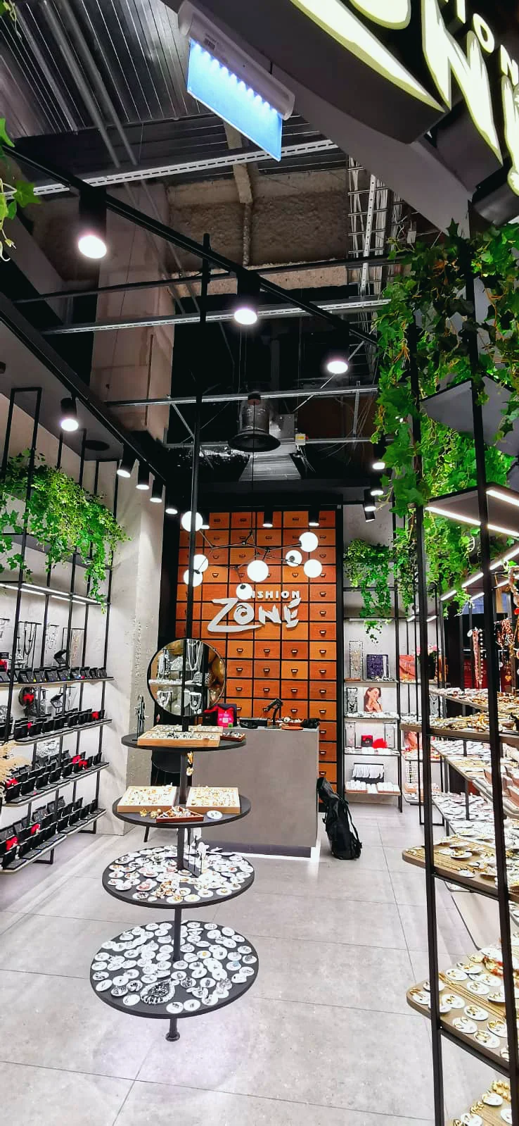 Veikals "Fashion Zone" T/C Domina Shopping, Ieriķu iela 3, Rīga