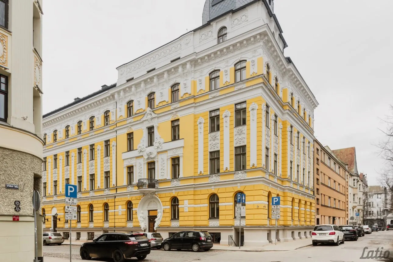 Dzīvojamās ēkas pārbūves darbu veikšana pēc adreses Vīlandes iela 11, Rīga