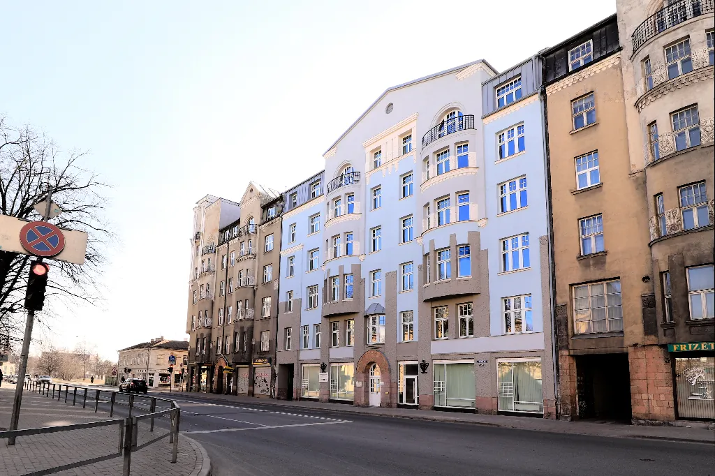 Ēkas energoefektivitātes paaugstināšanas būvdarbi, Lāčplēša iela 70A, Rīga