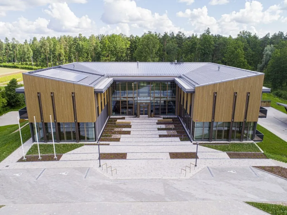 LVM "Zemgales reģiona klientu centrs", Rīgas iela 54a, Jelgava